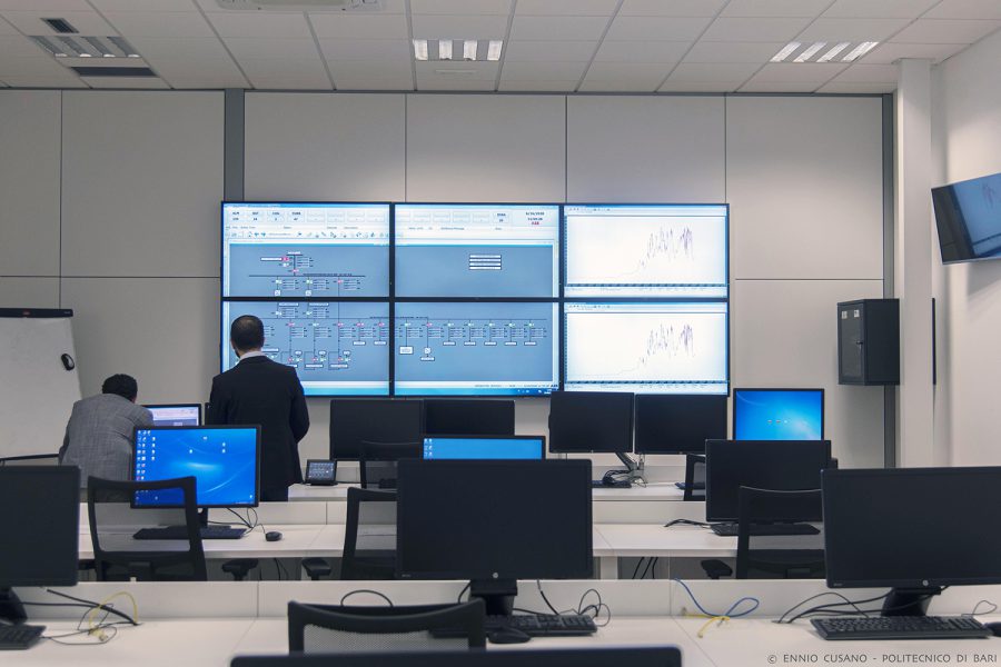 Sala di controllo Smart Grid Poliba