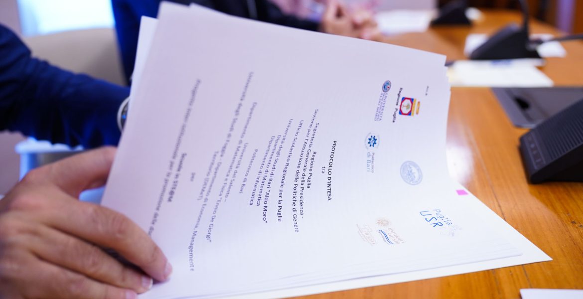 Firma protocollo STEM