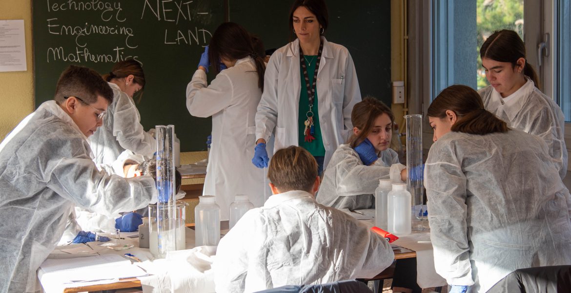 Next-Land, gli alunni della scuola media G. Carducci al Poliba